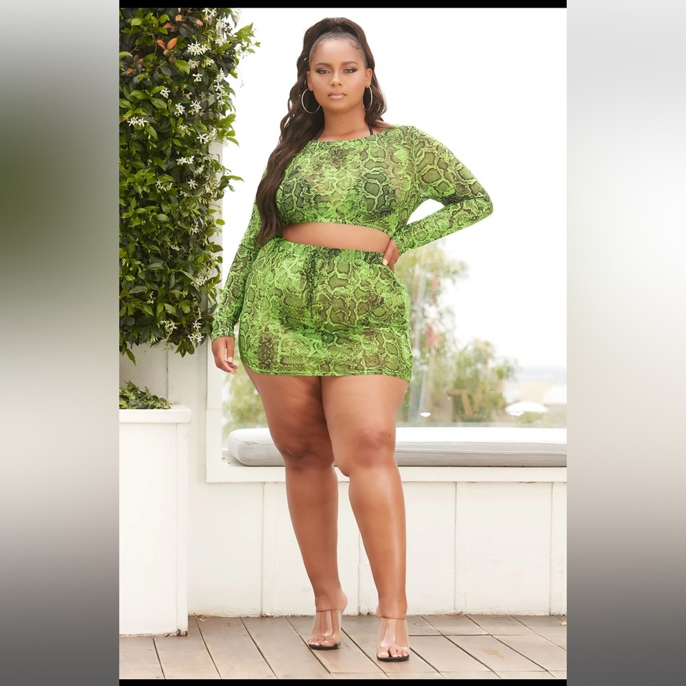 Fashion nova cover up skirt set 2XL